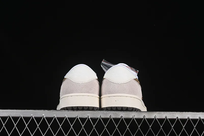 All categories Air Jordan Jordan series basketball shoes Air Jordan 1 Low Air Jordan 1 Low Golf AJ1 Joe 1 new golf version white gray gold color DD9315-116